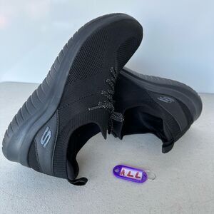 Skechers Womens Slip On Sneakers Ultra Flex 2.0 149186R Black Sz 8 Memory Foam